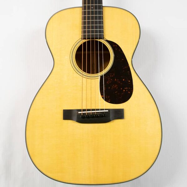 Martin 0-18 Acoustic Guitar - Natural