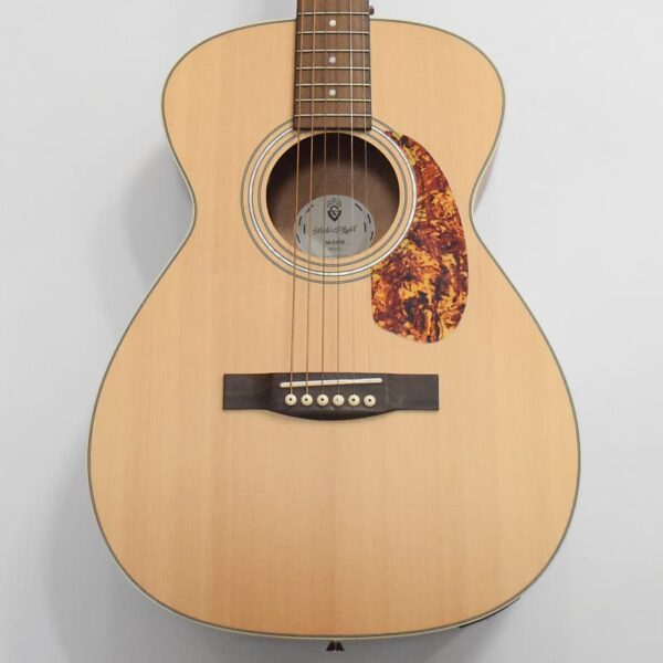 Guild M-240E, Concert Acoustic-Electric Guitar - Natural