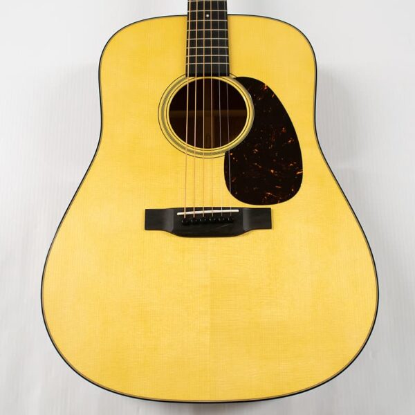 Martin D-18 Acoustic Guitar - Natural