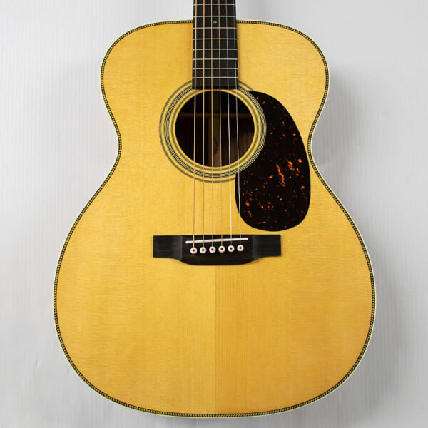 Martin 000-28 Acoustic Guitar - Natural