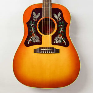 Gibson Margo Price J45 2025 - Heritage Cherry Sunburst