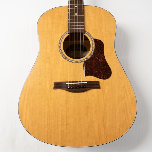 Seagull Guitars S6 Cedar Original Acoustic Guitar - Natural