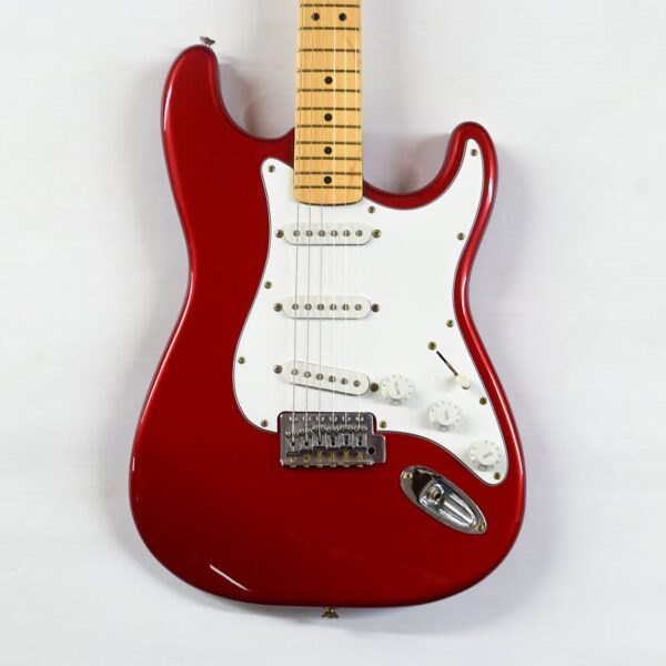 Fender  Standard Stratocaster 1992 - Red