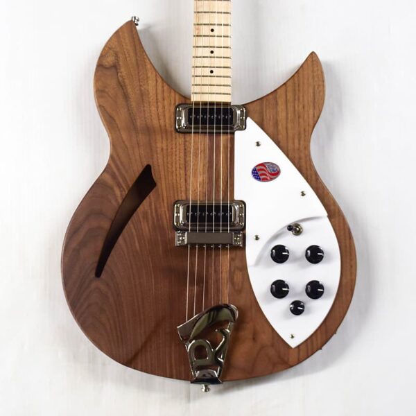 Rickenbacker 330W - Walnut