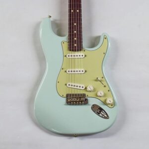 Fender Limited Edition American Professional II Stratocaster-Roasted Maple Neck- Sonic Blue