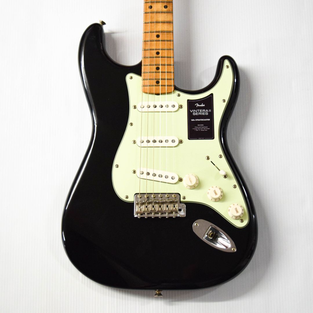 Fender Limited Edition Vintera II Road Worn '60s Stratocaster - Black