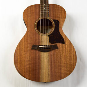 Brand New Taylor Academy 22e Grand Concert Acoustic Guitar - Natural