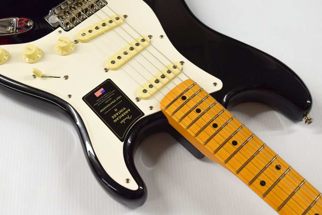 Fender American Vintage II '57 Stratocaster - Black - Image 6
