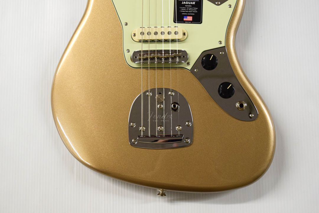 Fender American Professional Classic Jaguar - Faded Firemist Gold - Image 3